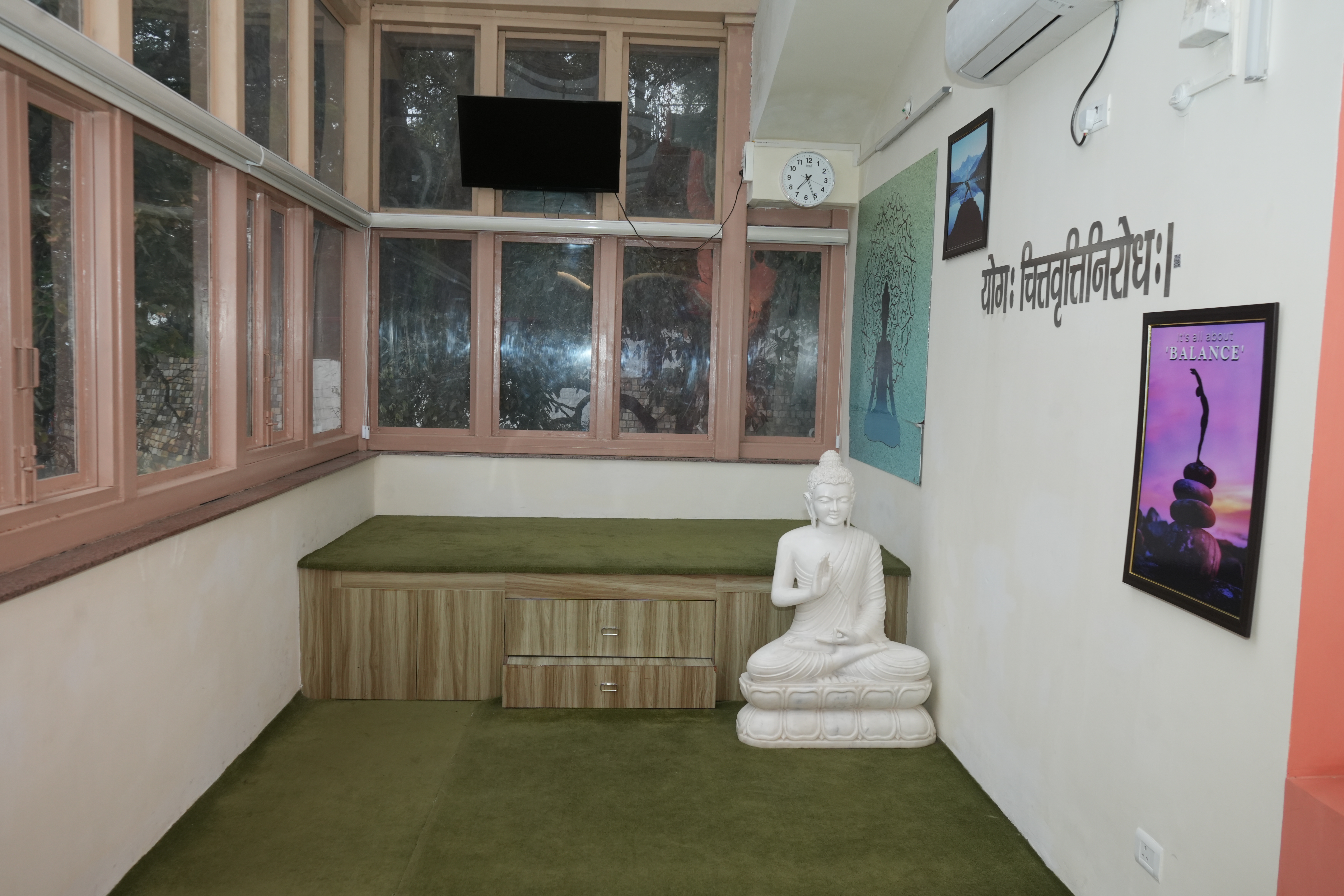 Sambhav-Yoga Room